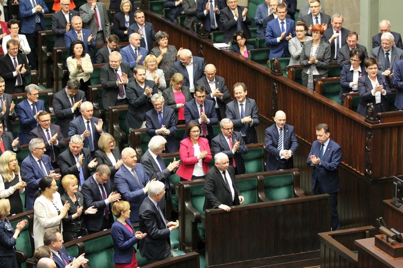 Politycy PiS w Sejmie /Robert Ostrowski /East News