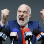 Polityczne obelgi przynoszą politykom rozgłos, ale nie sukces wyborczy