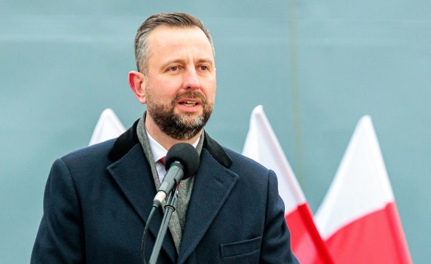 "Polityka liberum veto się nie opłaci". Szef MON zwrócił się do prezydenta