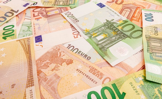 Polka na banknocie euro? Bank rozważa zmianę