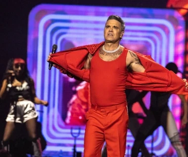 Polka w objęciach Robbiego Williamsa. Tarnowskie Góry reagują