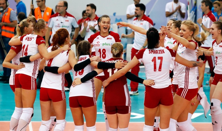 Polki cieszą się ze zwycięstwa /Sergei Ilnitsky /PAP/EPA