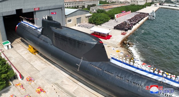 Północnokoreański okręt podwodny zdolny do ataku jądrowego /KCNA /PAP/EPA