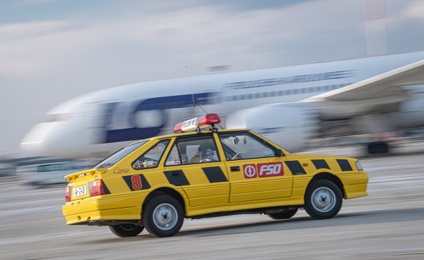 Polonez Caro wraca do gry. Nostalgia na płycie warszawskiego lotniska
