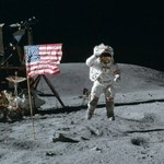 Połowa Brytyjczyków nie wierzy w lądowanie na Księżycu