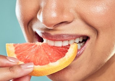 Połowa dziennie wystarczy, żeby schudnąć? Popularny owoc i jego moc