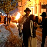 "Polowanie na ćmy": Odcinek 5. W Warszawie dochodzi do zamieszek. Do akcji wkracza policja