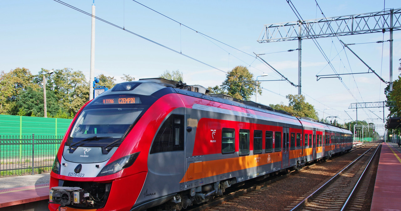 Polregio złożyło zamówienie na 200 nowych pociągów u czterech producentów /Marek Bazak /East News