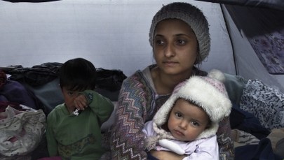 Polscy funkcjonariusze nadal weryfikują uchodźców, którzy mają być przesiedleni do Polski