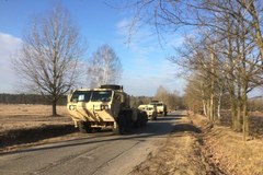 Polscy i amerykańcy żołnierze ćwiczyli procedury związane z wypadkami drogowymi