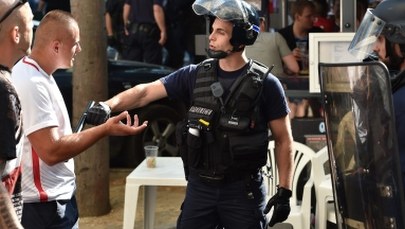 Polscy kibole starli się z policją w Marsylii. W ruch poszedł gaz łzawiący