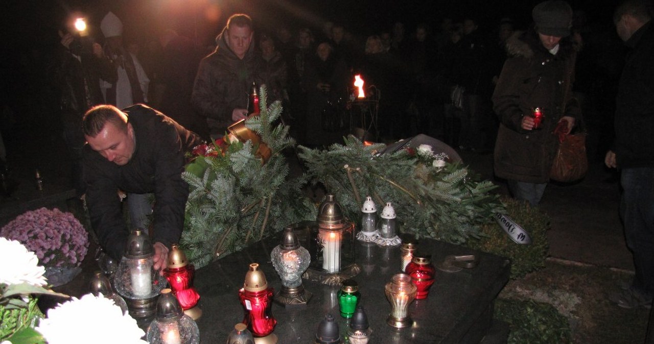 Polscy kickbokserzy wygłosili manifest nad grobem Andrzeja Firsta