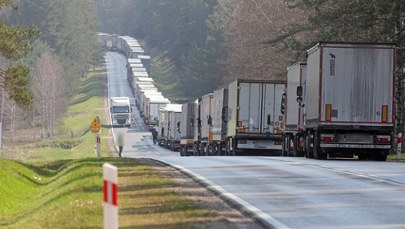 Polscy kierowcy utknęli na Białorusi. Ponad tysiąc pojazdów
