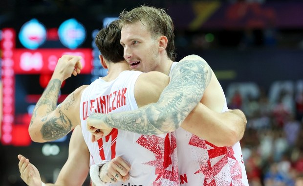 Polscy koszykarze znów górą. W 3. meczu EuroBasketu pokonali Islandię