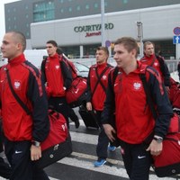 Polscy piłkarze w drodze do Turcji 