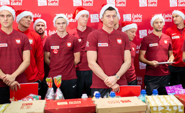 Polscy piłkarze przygotowują Szlachetną Paczkę. "W okresie pandemii ta pomoc jeszcze bardziej jest potrzebna"