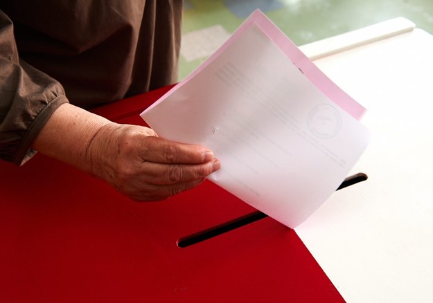 Polscy pójdą do urn wyborczych w niedzielę 10 maja / 	Adam Warżawa    /PAP