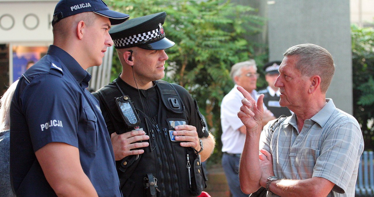 Polscy policjanci w Harlow. Będą pomagać brytyjskim funkcjonariuszom