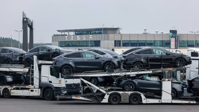 Polscy pracownicy w niemieckiej fabryce Tesli: Nie będziemy milczeć