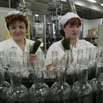 Polscy przedsiębiorcy dopłacają do produkcji wódki
