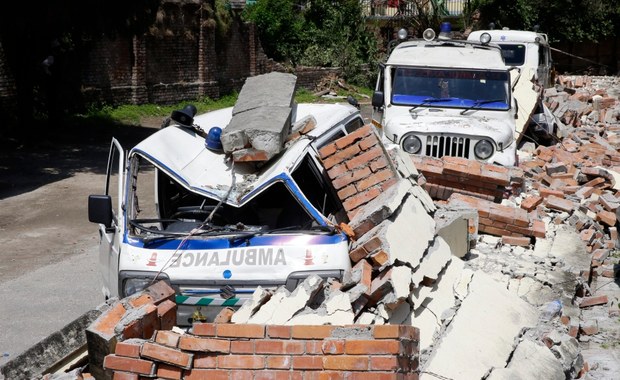 Polscy ratownicy w Nepalu. Ruszają na rekonesans