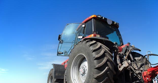 Polscy rolnicy chętnie inwestują w kosztowne maszyny /&copy;123RF/PICSEL