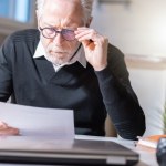 Polscy seniorzy coraz częściej oddają mieszkania. Najwięcej umów w historii