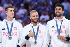 Polscy siatkarze odebrali srebrne medale olimpijskie