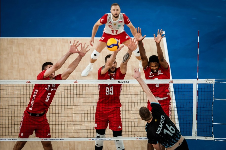 Polscy siatkarze w meczu z Argentyną /FIVB.com /