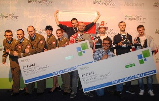 Polscy studenci oraz ich mentorzy startujący w Imagine Cup 2012 /INTERIA.PL