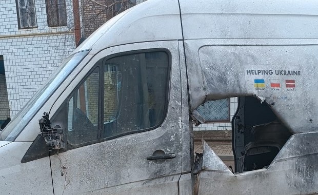 Polscy wolontariusze ranni w wyniku rosyjskiego ostrzału. Są nowe informacje