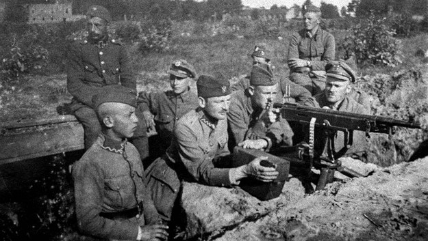 Polscy żołnierze pod Radzyminem /archiwum /PAP