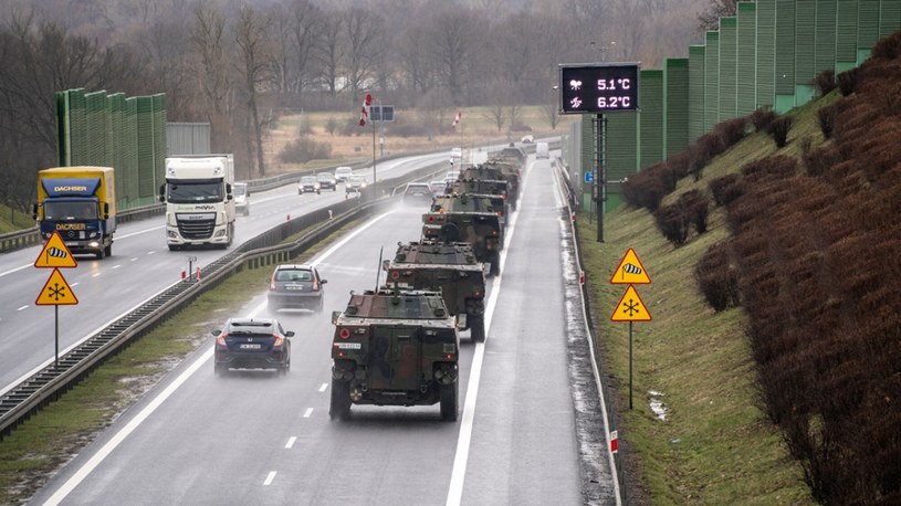Polscy żołnierze w drodze na ćwiczenia Saber Strike 22 /Fot. NewsLubuski/East News /East News
