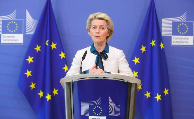 Polska dostanie pieniądze na uchodźców z KE