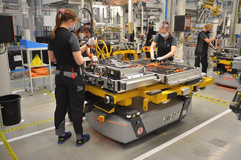 Polska jest liderem w produkcji baterii trakcyjnych do samochodów zelektryfikowanych. Na zdjęciu zakład Mercedes-Benz Manufacturing Poland w Jaworze /Informacja prasowa