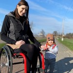 Polska lekkoatletka jeździ na wózku, ale jest szczęśliwa. Wystarczy jedno słowo - "mama"