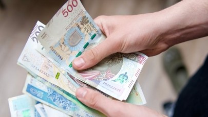 "Polska ma obowiązek podjąć działania wyjaśniające". KE reaguje na aferę z KPO