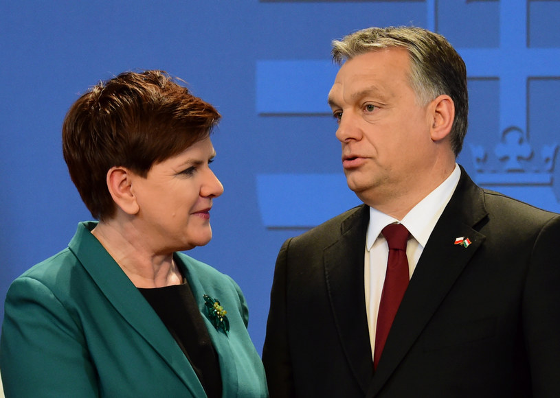 Polska - obok Węgier - będzie zdaniem tygodnika przeciwna podpisaniu na rozpoczynającym się w poniedziałek szczycie jakiejkolwiek deklaracji /AFP