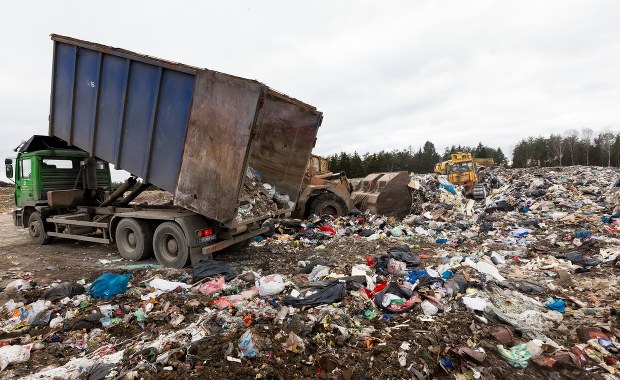 Polska płaci Czechom za śmieci. Odmawialiśmy przez 6 lat