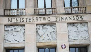 Polska przekroczyła unijne progi. GUS podał deficyt za 2023 r. 