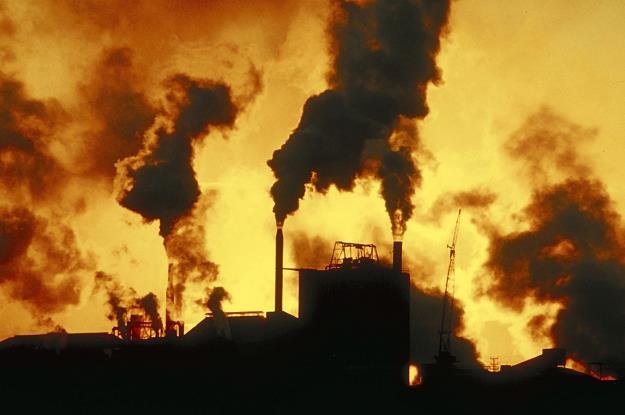Polska rezygnuje z walki o limity CO2 /&copy; Bauer
