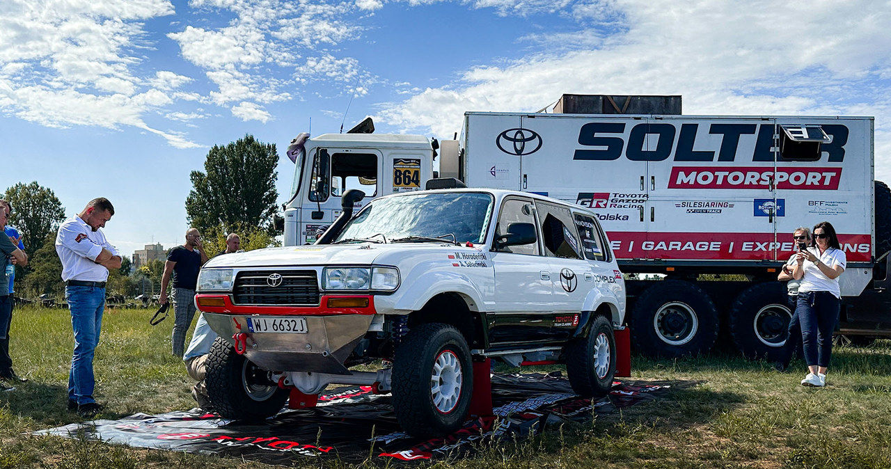 Polska Toyota Land Cruiser jedzie na rajd Dakar Classic /Jan Guss-Gasiński /INTERIA.PL