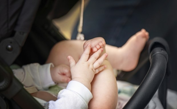 Polska w obliczu kryzysu demograficznego. Alarmujący raport