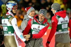 Polska wygrała drużynowy konkurs Pucharu Świata w skokach narciarskich w niemieckim Klingenthal