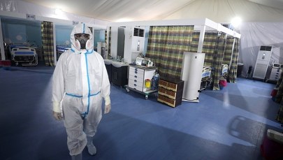 Polska wznawia loty międzynarodowe. WHO ogłosiła "naukowy przełom" ws. koronawirusa [17 czerwca 2020]