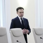 deficyt Polska z ogromnym deficytem. Tyle wynosi po 2025 roku