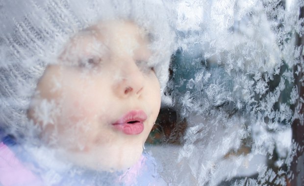 Polska zamarzła, a IMGW wydał kolejne alerty. Tam będzie najzimniej