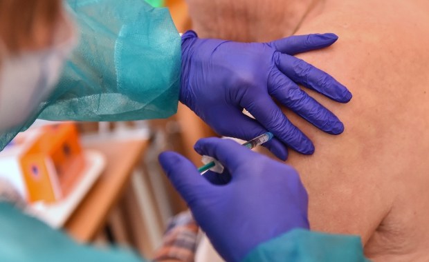 Polska zamówiła dodatkowo 25 milionów dawek szczepionki