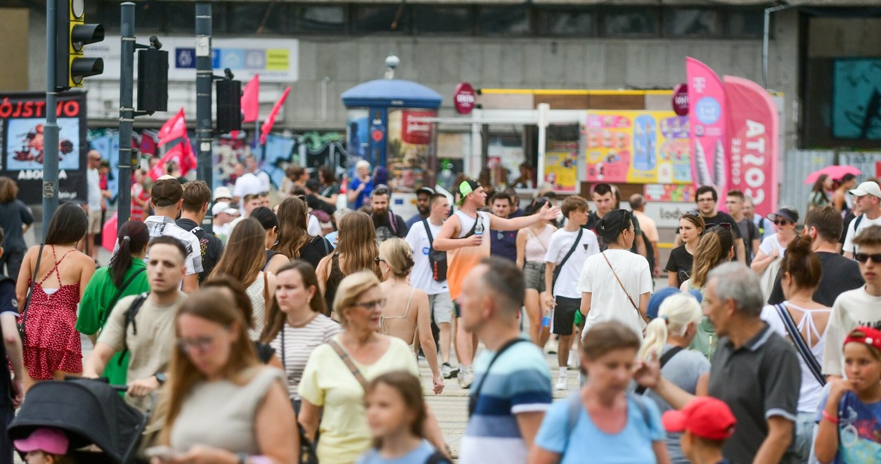 Polska znalazła się w fazie "kryzysu demograficznego" /Piotr Kamionka /Reporter