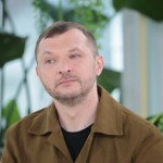 Polski akcent w "Agencji". Marcin Zarzeczny w roli, która budzi napięcie